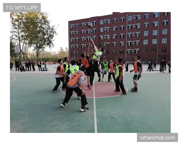 篮球跳球规则详解及其在比赛中的执行要点 篮球跳球规则详解及其在比赛中的执行要点